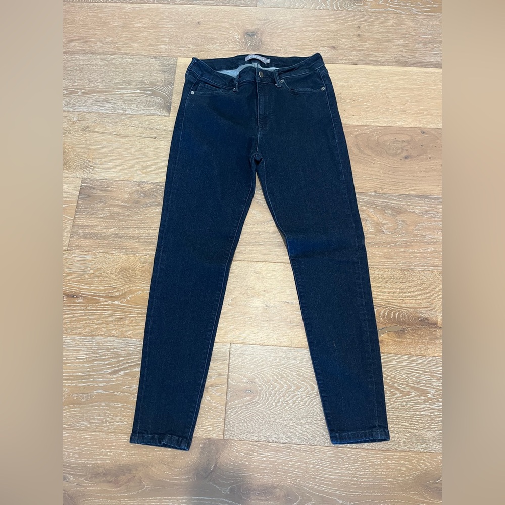 Just USA Women's Dark Wash Skinny Jeans